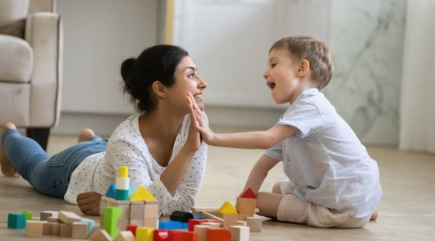 Benefits of a Live-out Nanny Abu Dhabi Provided by Yaya Middle East